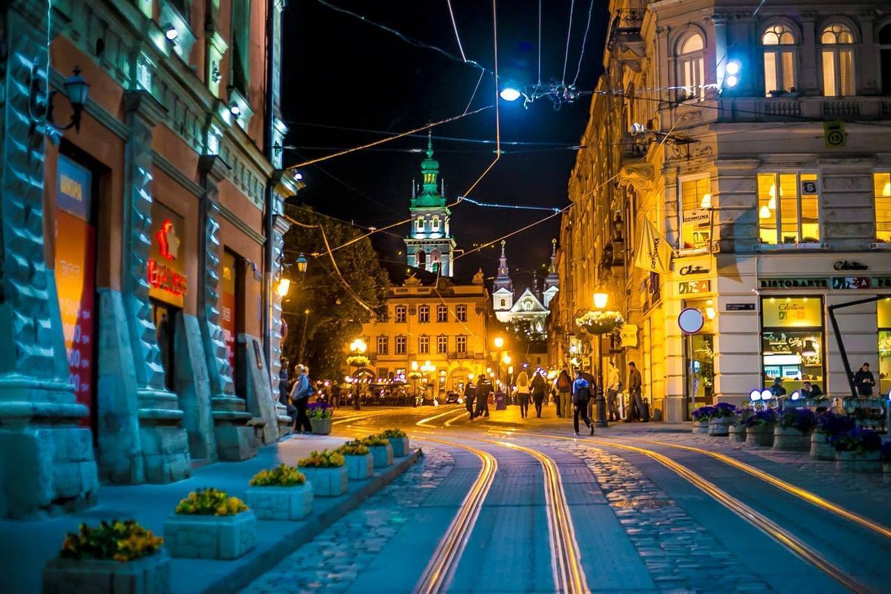 Lviv'i ziyaret et, haftasonu seks turu.